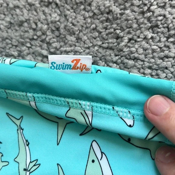 SwimZip shark zipper rash guard UPF 50 size 6-12M - Picture 2 of 4